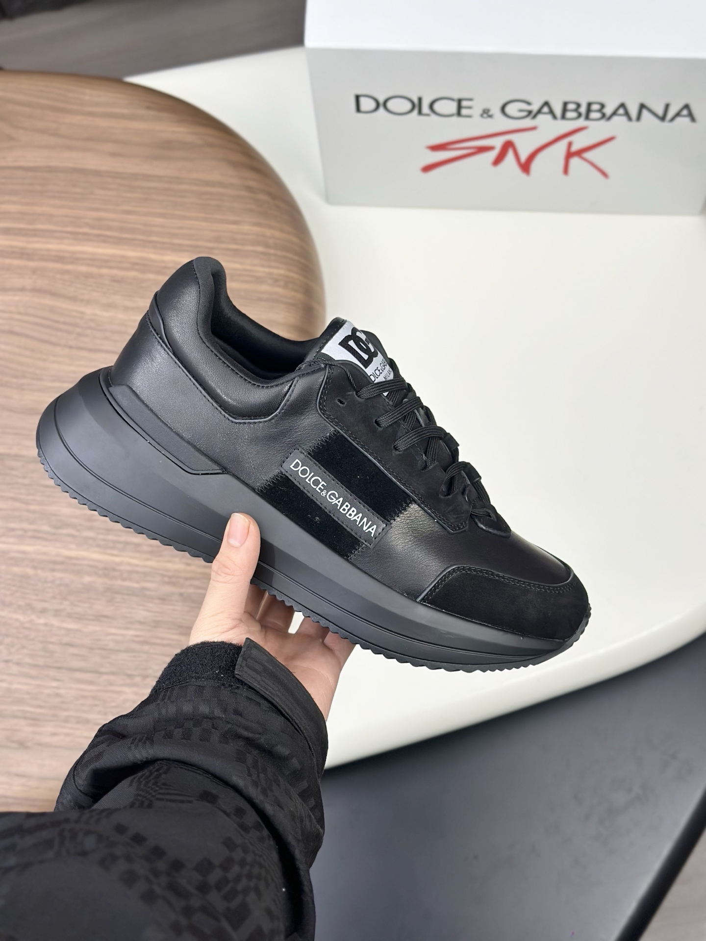 olce & Gabbana shoe